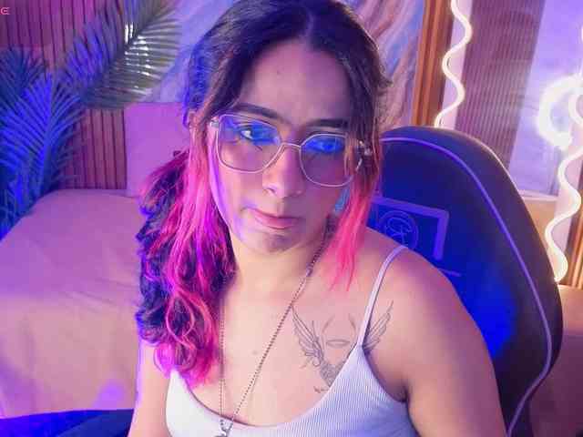 Kristen-tay webcam