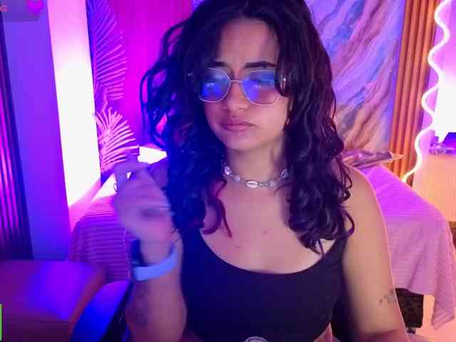 Kristen-tay webcam