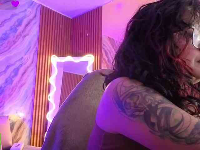 Kristen-tay webcam