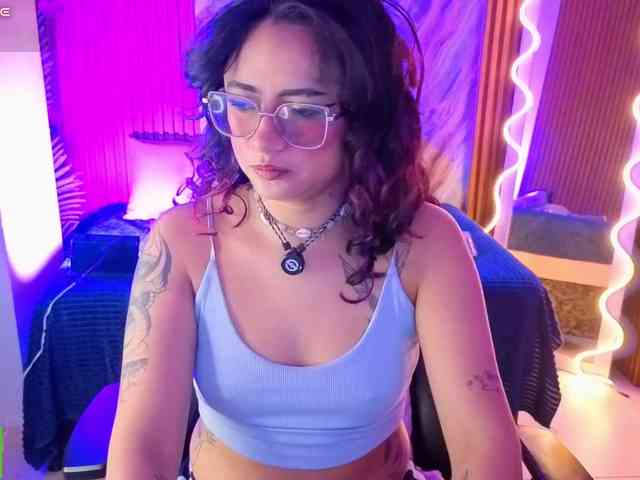 Kristen-tay