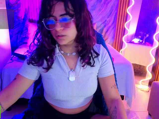 Kristen-tay