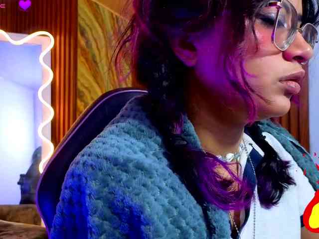 Kristen-tay webcam