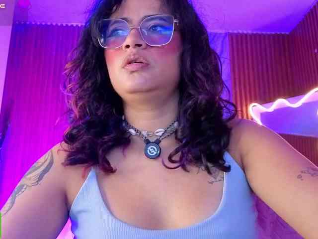 Kristen-tay webcam