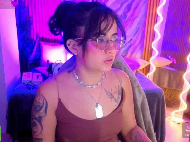 Kristen-tay