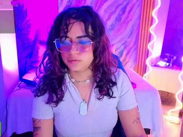Kristen-tay webcam