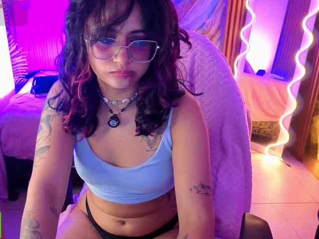 Kristen-tay
