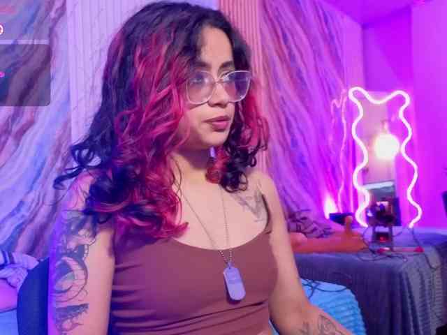 Kristen-tay webcam
