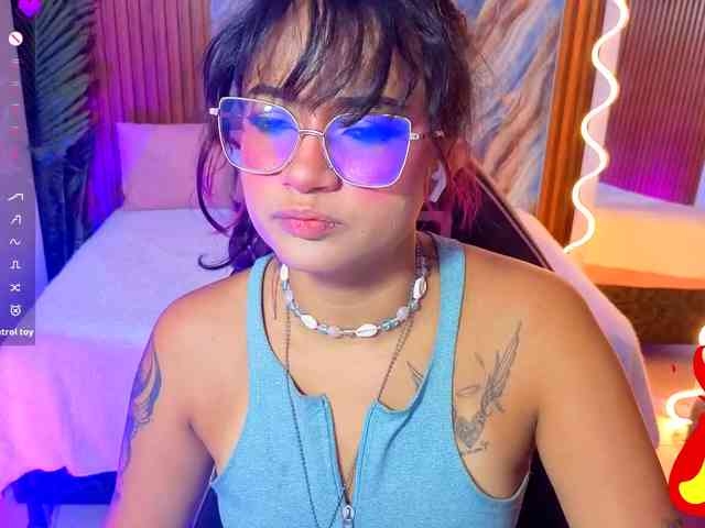 Kristen-tay webcam