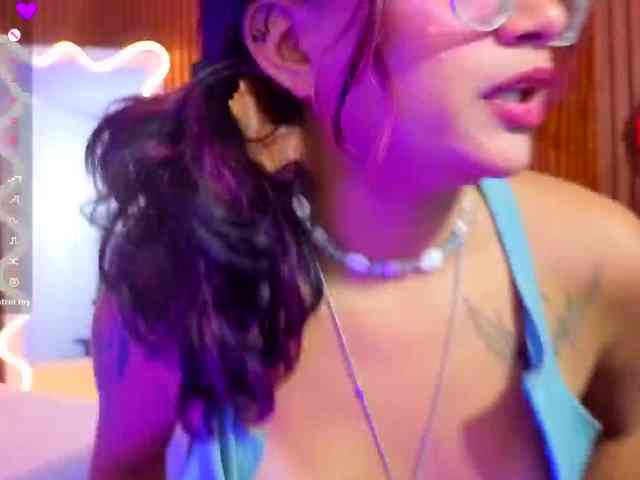Kristen-tay webcam