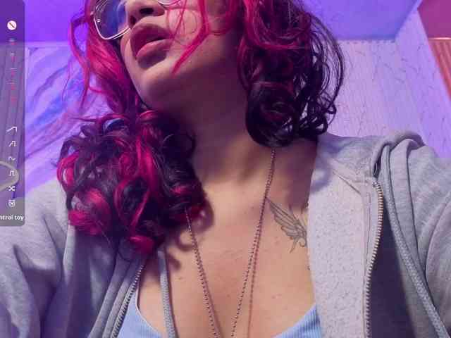 Kristen-tay webcam