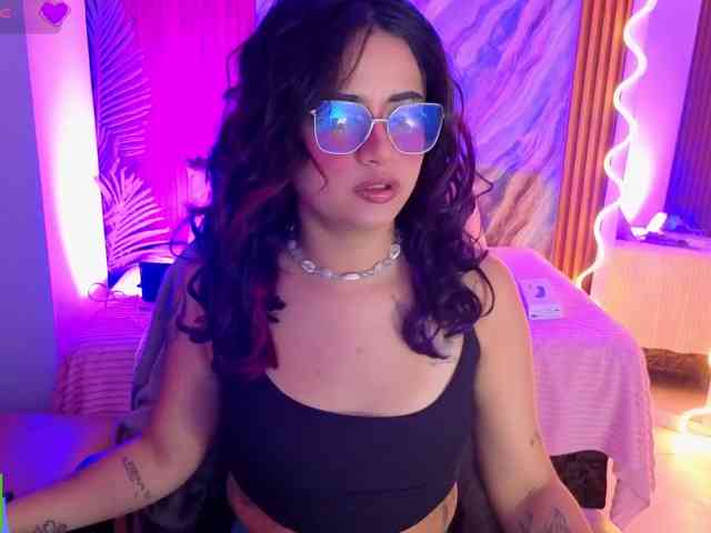 Kristen-tay