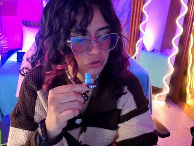 Kristen-tay