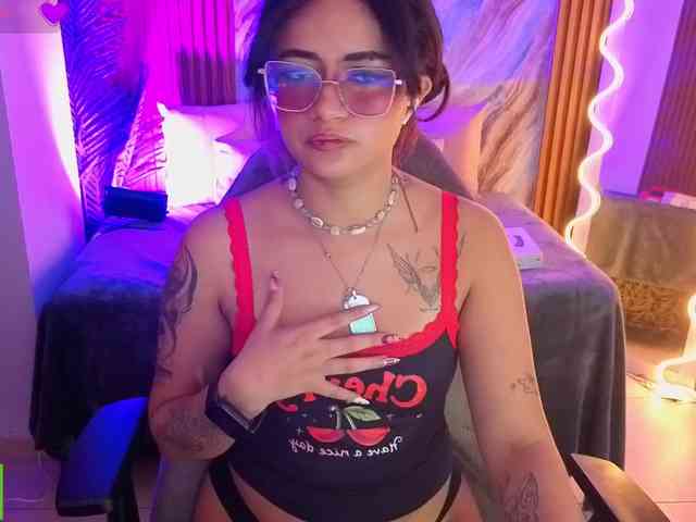 Kristen-tay