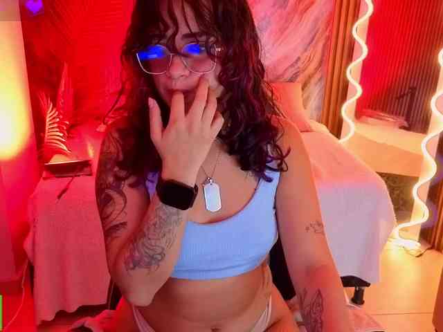 Kristen-tay webcam