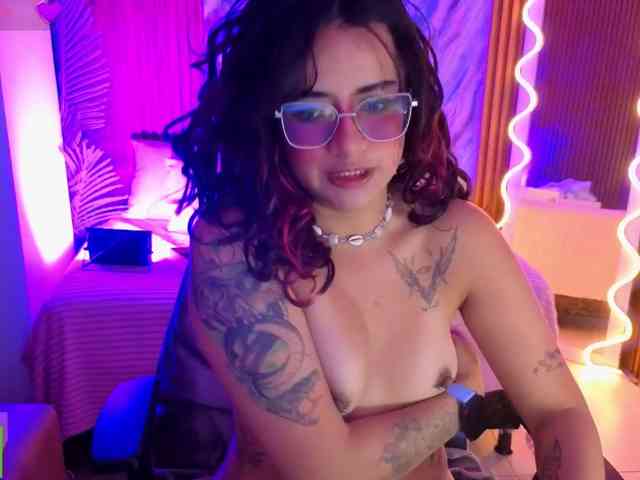 Kristen-tay