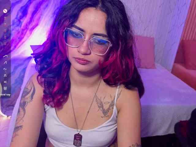 Kristen-tay webcam