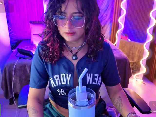 Kristen-tay