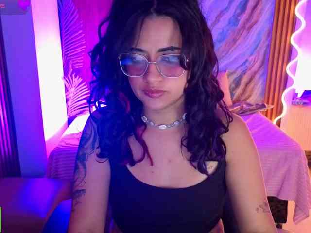 Kristen-tay