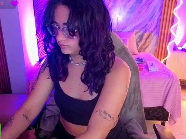 Kristen-tay
