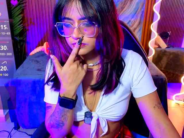 Kristen-tay webcam