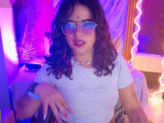 Kristen-tay webcam