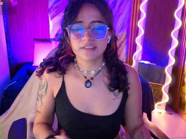 Kristen-tay webcam