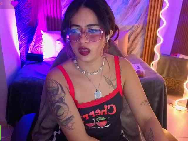 Kristen-tay webcam