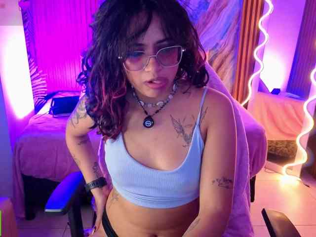 Kristen-tay