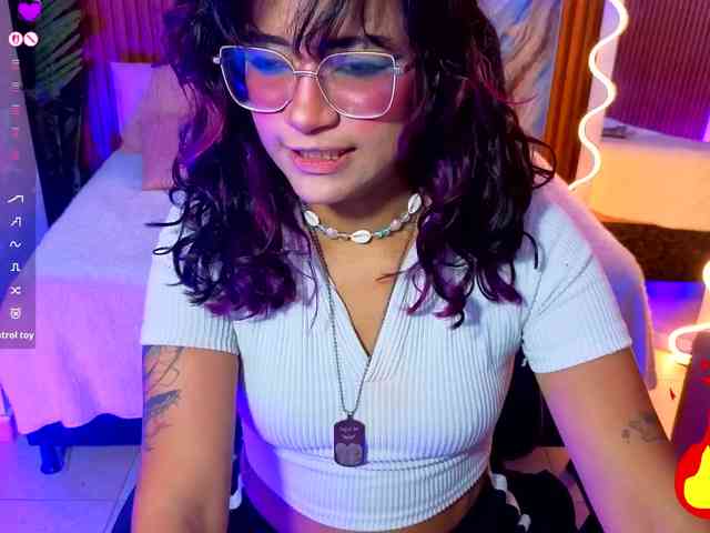 Kristen-tay webcam
