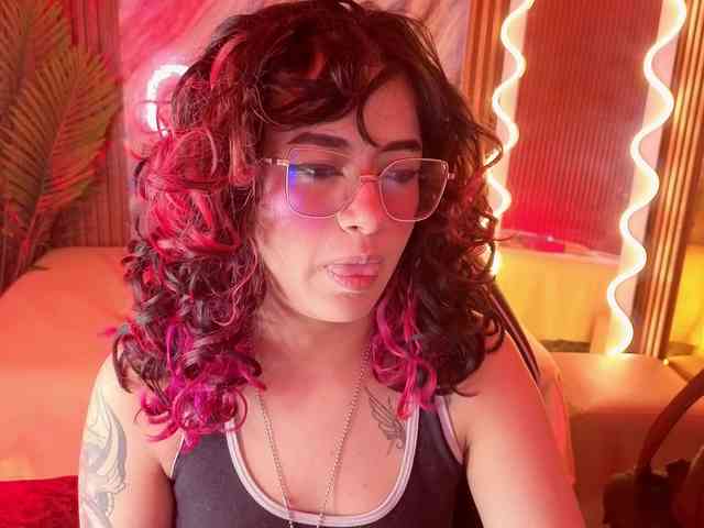 Kristen-tay webcam