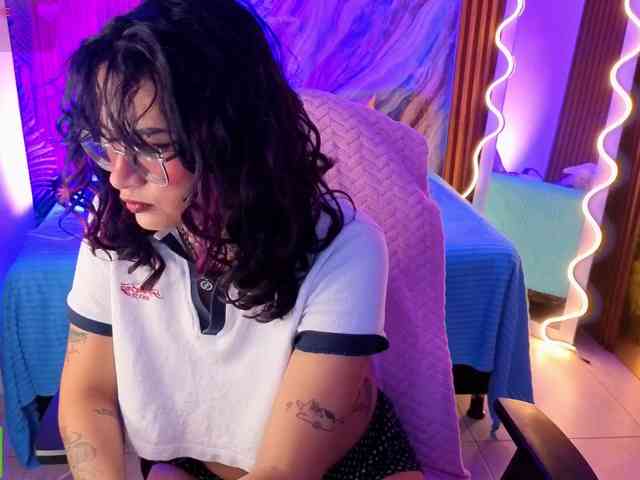 Kristen-tay