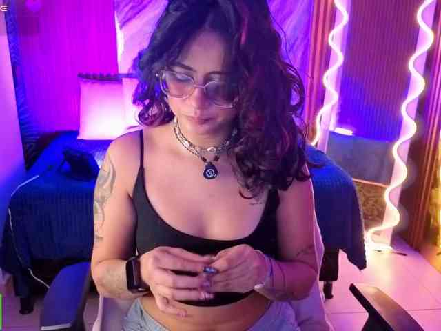 Kristen-tay