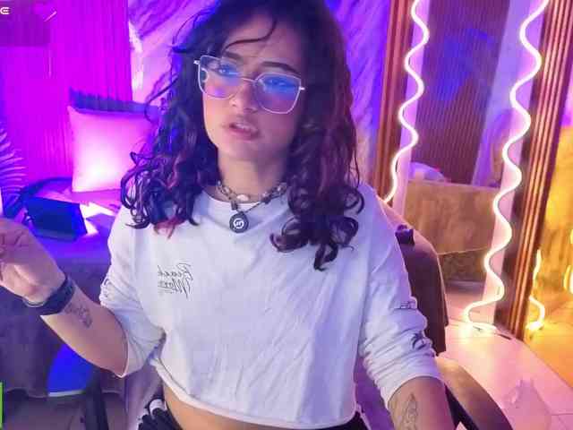 Kristen-tay