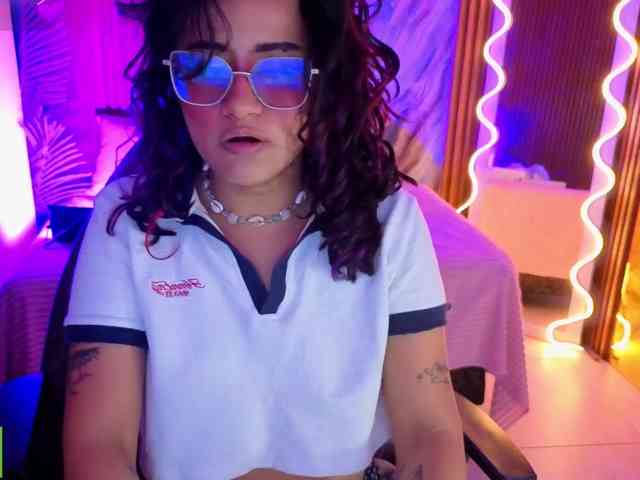 Kristen-tay