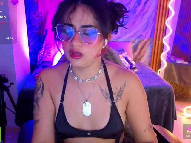 Kristen-tay