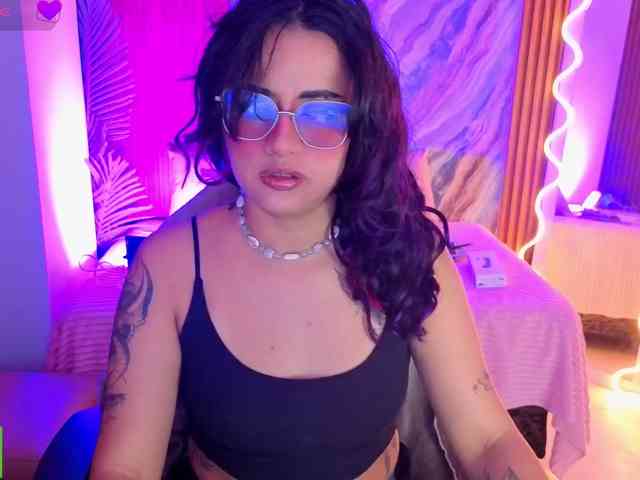 Kristen-tay webcam