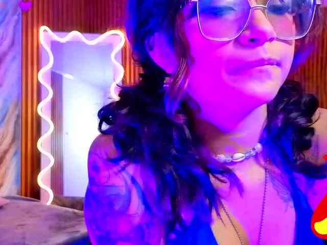 Kristen-tay webcam