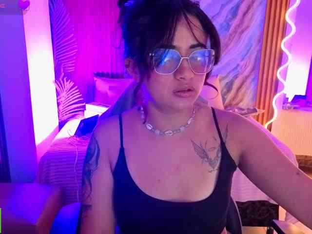 Kristen-tay