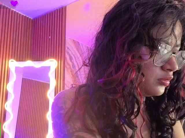 Kristen-tay webcam