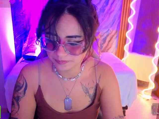 Kristen-tay