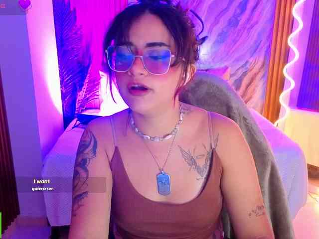 Kristen-tay