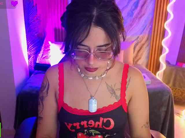 Kristen-tay
