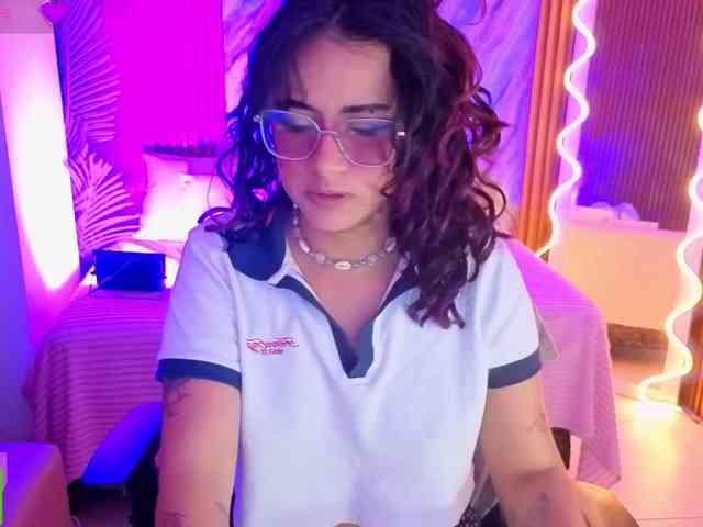 Kristen-tay