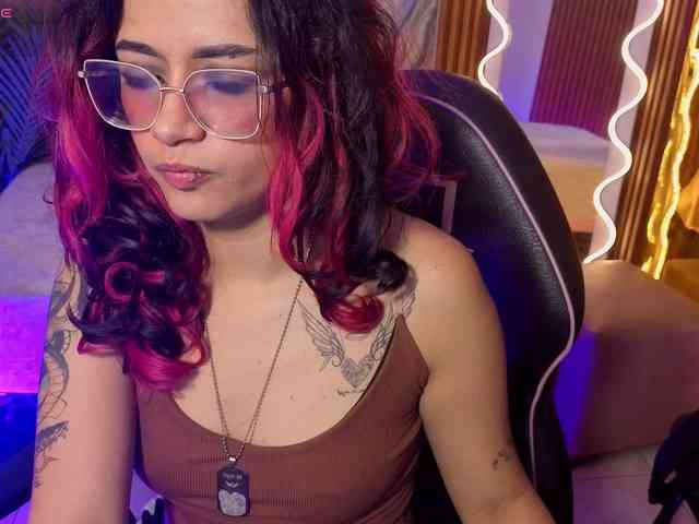 Kristen-tay webcam