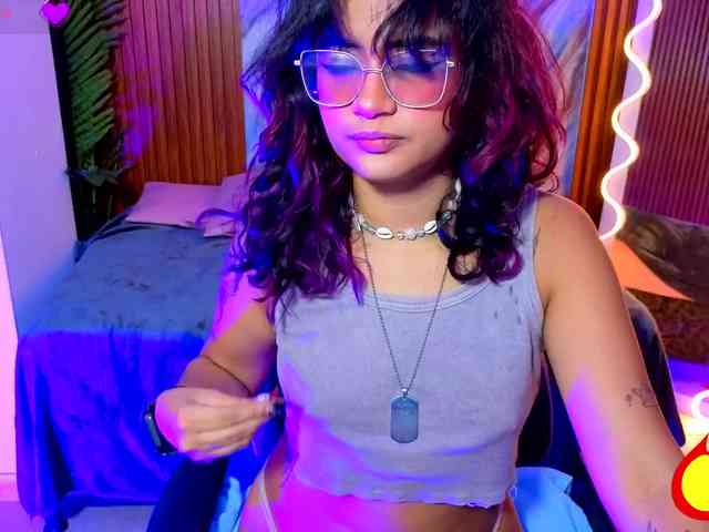 Kristen-tay webcam
