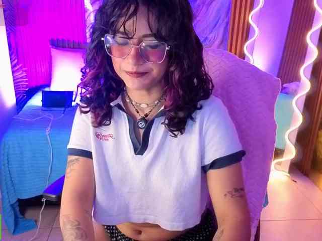 Kristen-tay