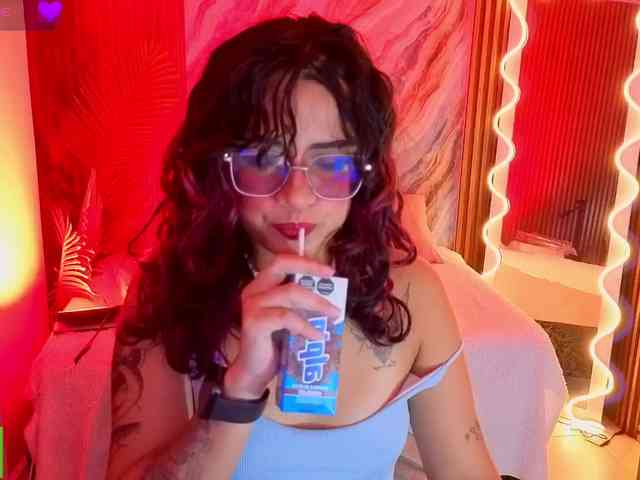 Kristen-tay webcam