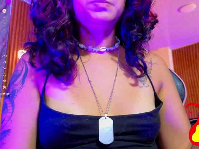 Kristen-tay webcam