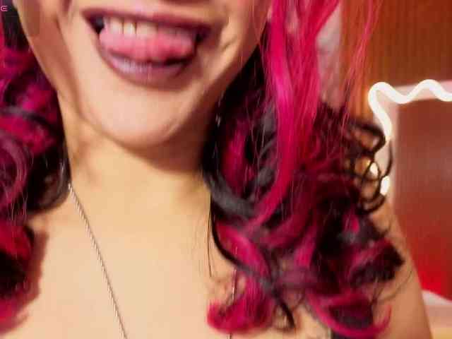 Kristen-tay webcam