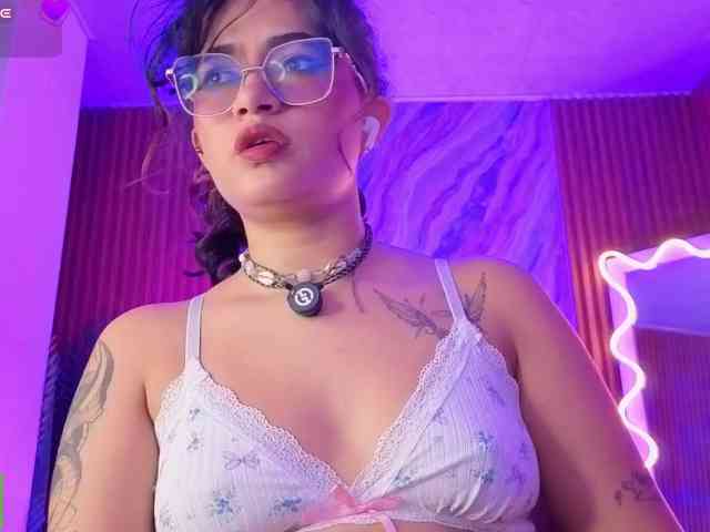 Kristen-tay